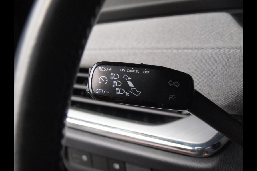 Škoda ENYAQ iV 80 | Camera | Apple Carplay | Trekhaak | Cruise Control |