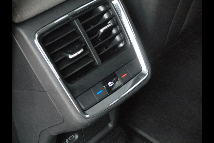 Škoda ENYAQ iV 80 | Camera | Apple Carplay | Trekhaak | Cruise Control |