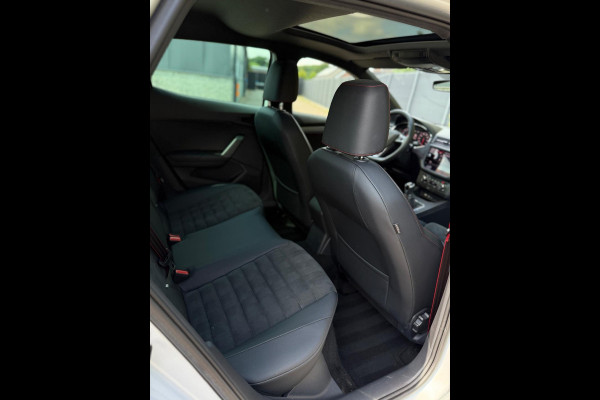 Seat Ibiza 1.0 TSI FR Panorama CarPlay Camera