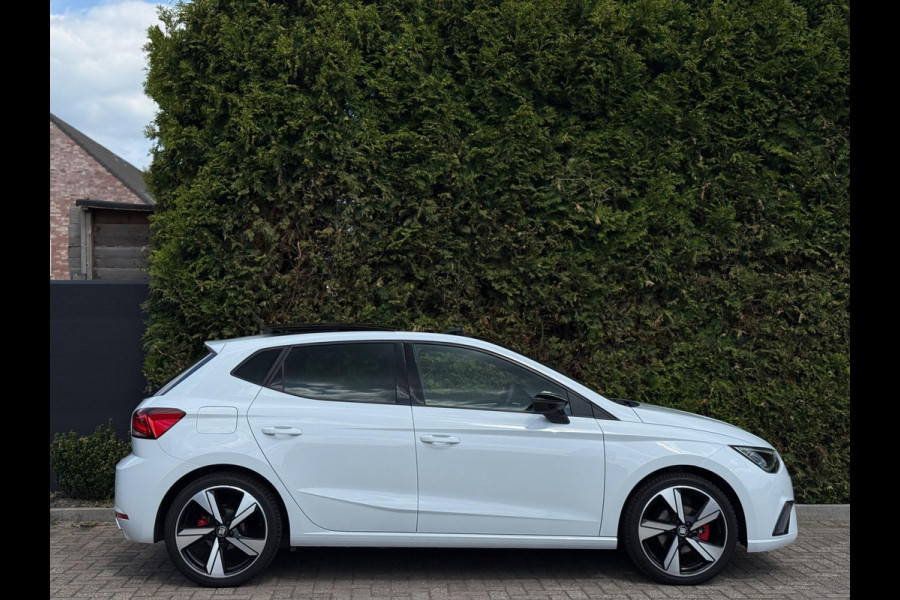Seat Ibiza 1.0 TSI FR Panorama CarPlay Camera