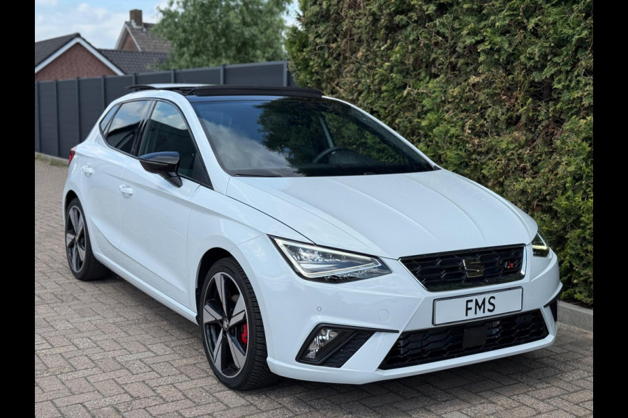 Seat Ibiza 1.0 TSI FR Panorama CarPlay Camera