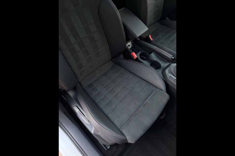 Seat Ibiza 1.0 TSI FR Panorama CarPlay Camera