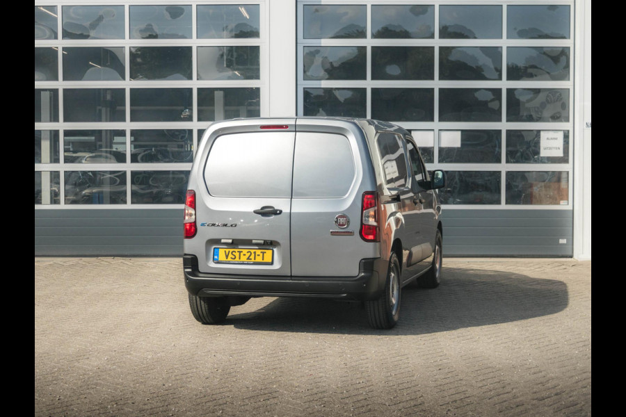 Fiat E-Doblò 136 L1 50 kWh Fiat E-Doblo 136 L1 50 kWh | Uit voorraad leverbaar | Navi | Camera | PDC | Apple Carplay | Cruise | Clima