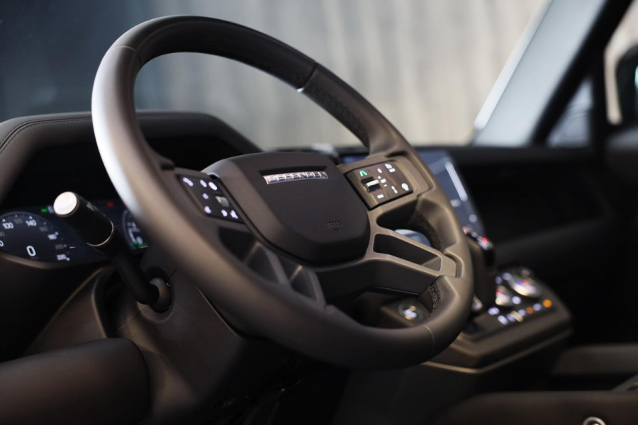 Land Rover Defender 110 2.0 P300e 110 X-Dynamic SE / Head Up / Memory / Elek Stoelen / Acc / Lane Assist / 360 Camera / Open Pano