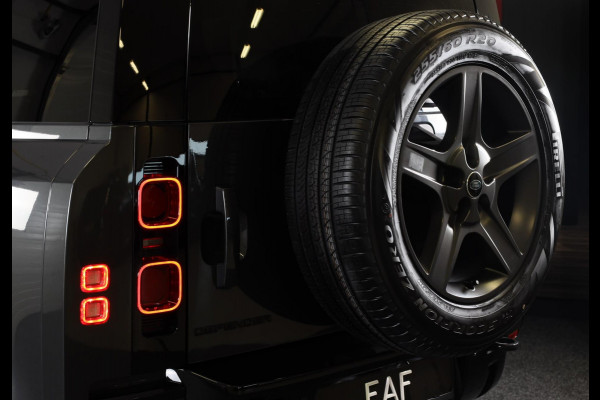 Land Rover Defender 110 2.0 P300e 110 X-Dynamic SE / Head Up / Memory / Elek Stoelen / Acc / Lane Assist / 360 Camera / Open Pano