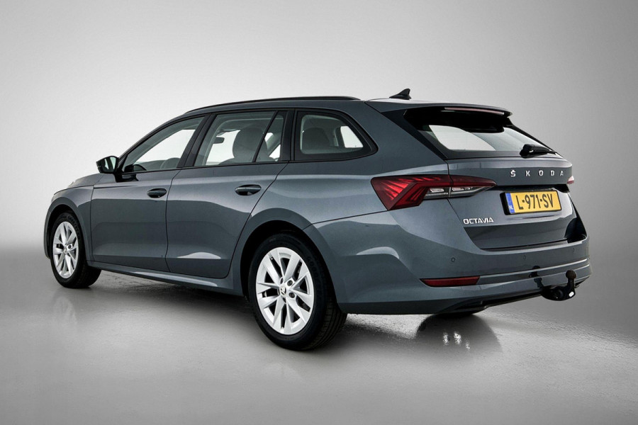 Škoda Octavia Combi 1.0 TSI Ambition Business (TREKHAAK ELEKT. INKLAPBAAR, STUURVERWARMING, PDC, CARPLAY, GOED ONDERHOUDEN)