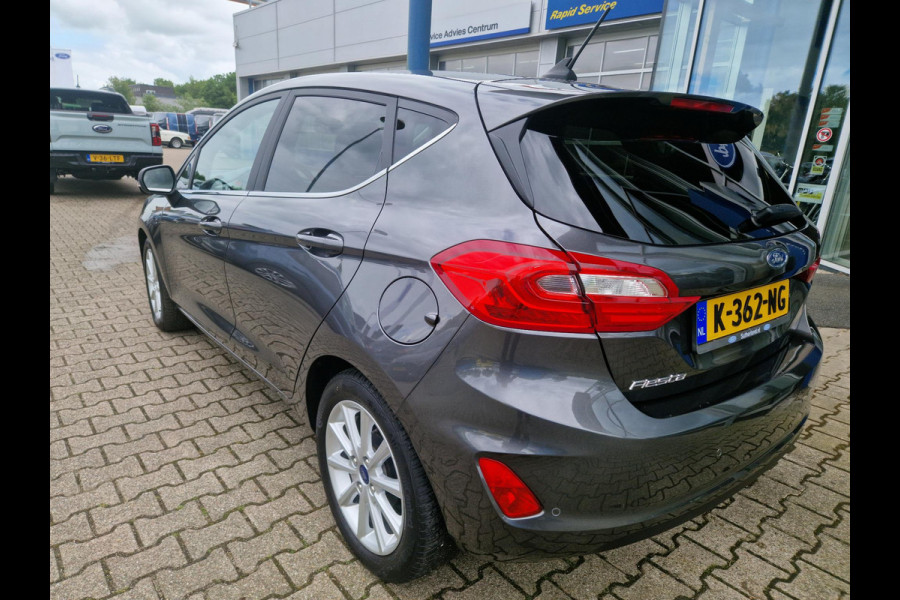 Ford Fiesta 1.0 EcoBoost Titanium X Zeer nette auto! | Navi. | All weather banden | Cruisecontrol | Privacy glass
