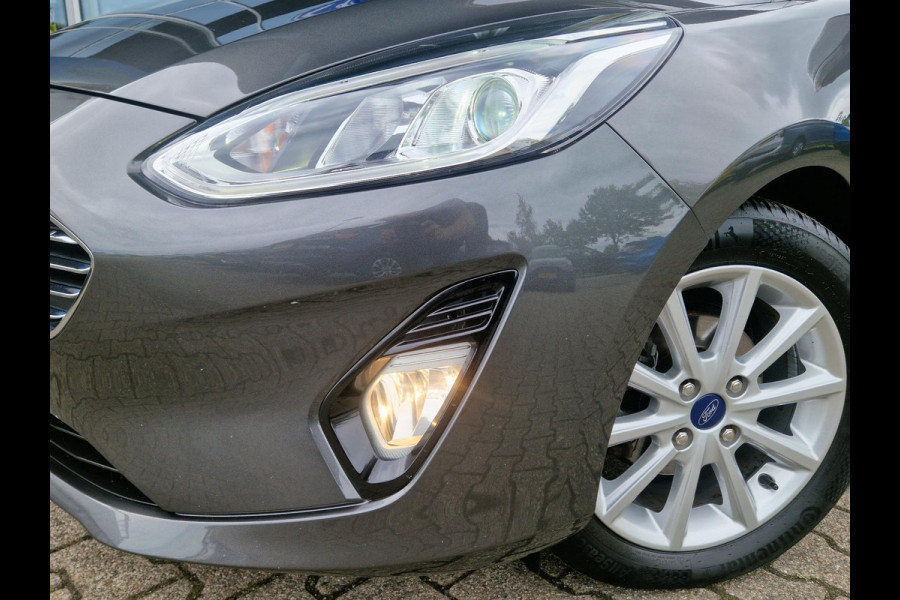 Ford Fiesta 1.0 EcoBoost Titanium X Zeer nette auto! | Navi. | All weather banden | Cruisecontrol | Privacy glass