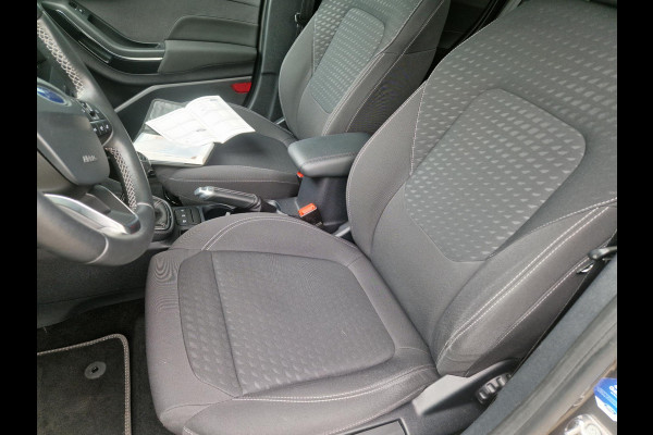 Ford Fiesta 1.0 EcoBoost Titanium X Zeer nette auto! | Navi. | All weather banden | Cruisecontrol | Privacy glass