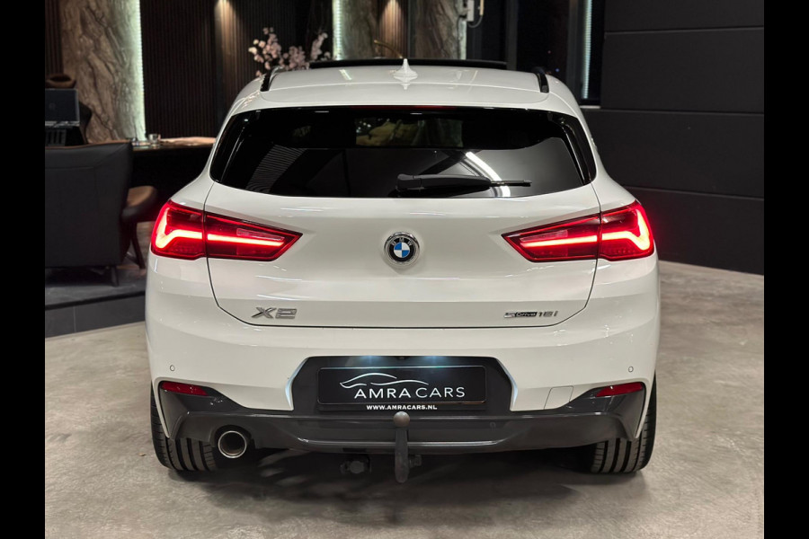 BMW X2 SDrive18i|M Pakket|PANO|BOMVOL!