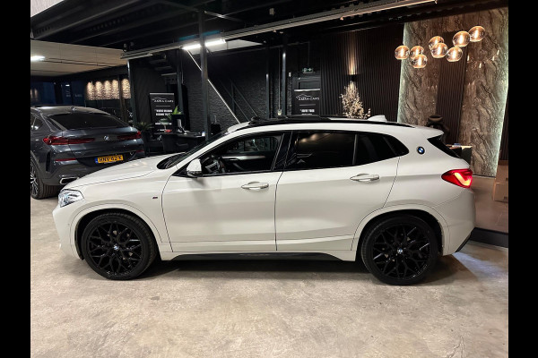 BMW X2 SDrive18i|M Pakket|PANO|BOMVOL!