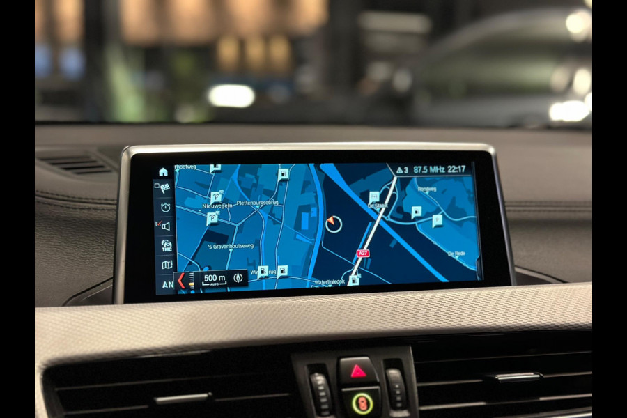 BMW X2 SDrive18i|M Pakket|PANO|BOMVOL!