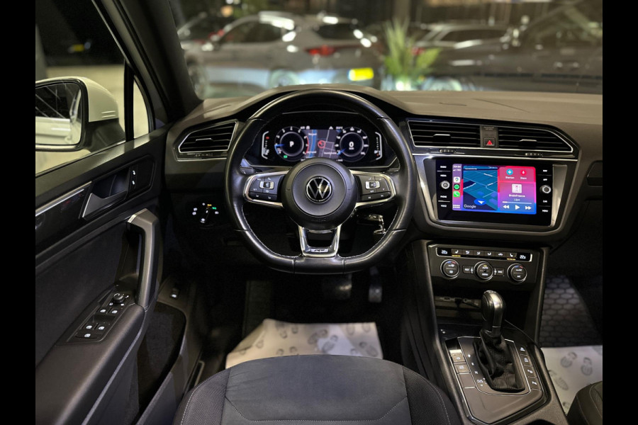 Volkswagen Tiguan 1.5 TSI 3X R-Line|PANO|BOMVOL!