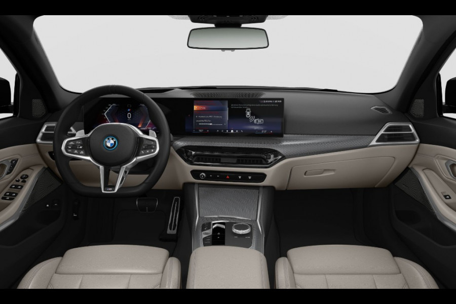 BMW 3 Serie Touring 330e xDrive M-Sport - Pano - Driving Ass Prof - Trekhaak - Head-up
