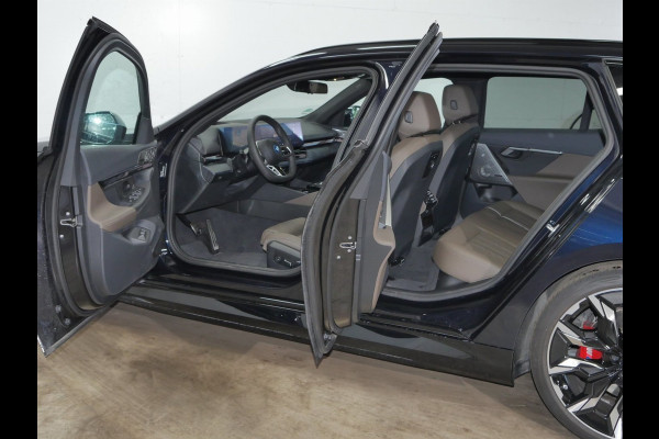 BMW i5 Touring eDrive40 M-Sport Pro - Onderstel Prof - Bowers & Wilkins - Trekhaak - Pano