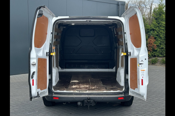 Ford Transit Custom Trend 2.0 TDCI 131 PK / L2H1 / AIRCO / CRUISE / NAVI / TREKHAAK / 3 - ZITS / CAMERA