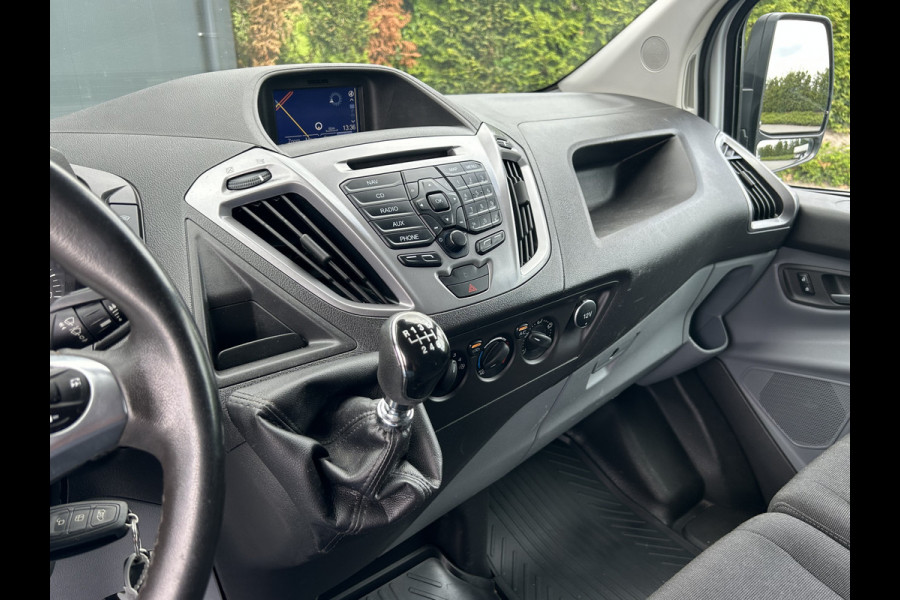 Ford Transit Custom Trend 2.0 TDCI 131 PK / L2H1 / AIRCO / CRUISE / NAVI / TREKHAAK / 3 - ZITS / CAMERA