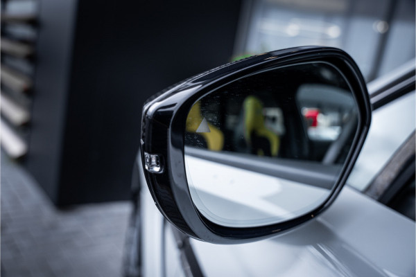 Aston Martin Dbx 4.0 V8 707 - Panorama | Carbon | Keramisch | 23'inch