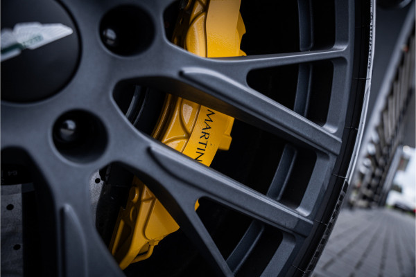 Aston Martin Dbx 4.0 V8 707 - Panorama | Carbon | Keramisch | 23'inch