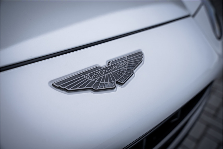 Aston Martin Dbx 4.0 V8 707 - Panorama | Carbon | Keramisch | 23'inch
