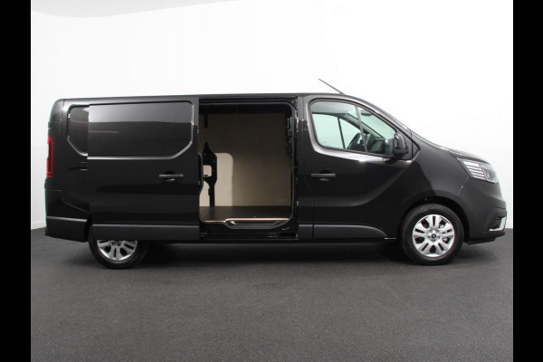 Renault Trafic 2.0 Blue dCi 110PK T30 L2H1 Advance Navigatie Airco Lichtmetalen velgen Betimmering Trekhaak Camera Parkeer sensoren Dab
