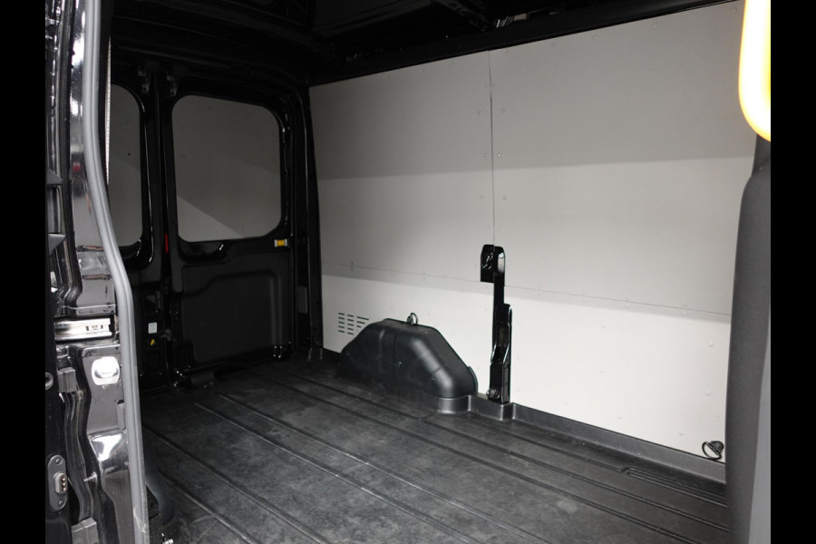 Ford Transit 310 2.0 TDCI L2H2 Trend Automaat Airco Bluetooth Camera Cruise Control