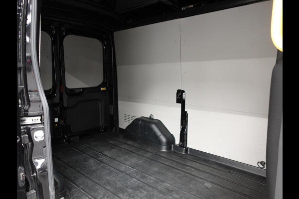 Ford Transit 310 2.0 TDCI L2H2 Trend Automaat Airco Bluetooth Camera Cruise Control