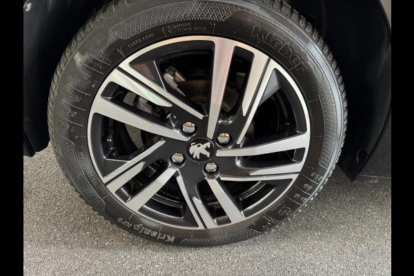 Peugeot 208 1.2 PureTech Blue Lease Allure HALF LEDER NIEUWE DISTRIBUTIERIEM