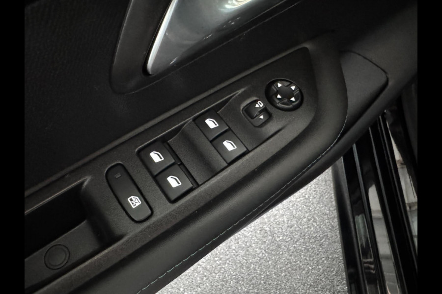 Peugeot 208 1.2 PureTech Blue Lease Allure HALF LEDER NIEUWE DISTRIBUTIERIEM