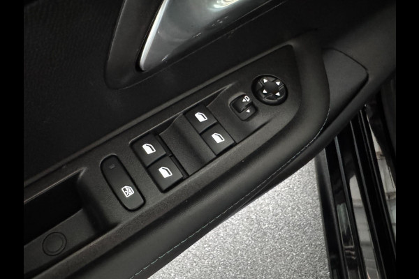 Peugeot 208 1.2 PureTech Blue Lease Allure HALF LEDER NIEUWE DISTRIBUTIERIEM