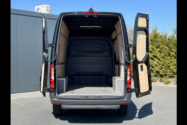 Mercedes-Benz Sprinter 317 CDI 170 PK / L2H2 / AIRCO / CRUISE / CAMERA / NAVIGATIE / 3-ZITS / 37.387 KM /
