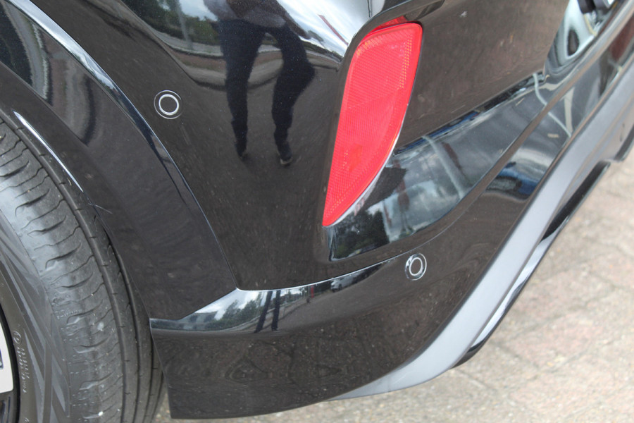 Ford Puma 1.0-125pk EcoBoost Hybrid ST-Line X. April 2024 ! Slechts 9.700km ! Autm. airco, navigatie, telefoonvoorb., camera, pdc v+a, parkeerassistent, LED verl., metallic lak, LM wielen, stoel-, stuur- en voorraamverw., lane- en sideassist, adapt. cruise cntrl etc