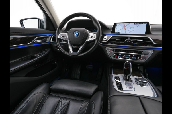 BMW 7 Serie 745e High Executive (INCL-BTW) *LASER-LED | EXCLUSIV-NAPPA-LEATHER | HEAD-UP | SOFT-CLOSE | BLIND-SPOT | MEMORY-PACK | DIGI-COCKPIT | KEYLESS | DAB+ | CAMERA | COMFORT-SEATS | AMBIENT-LIGHT | DAB | CARPLAY | 18"