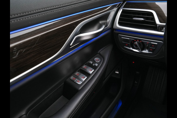 BMW 7 Serie 745e High Executive (INCL-BTW) *LASER-LED | EXCLUSIV-NAPPA-LEATHER | HEAD-UP | SOFT-CLOSE | BLIND-SPOT | MEMORY-PACK | DIGI-COCKPIT | KEYLESS | DAB+ | CAMERA | COMFORT-SEATS | AMBIENT-LIGHT | DAB | CARPLAY | 18"