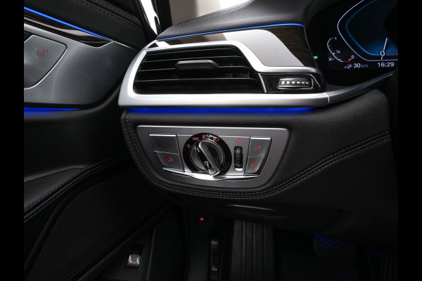 BMW 7 Serie 745e High Executive (INCL-BTW) *LASER-LED | EXCLUSIV-NAPPA-LEATHER | HEAD-UP | SOFT-CLOSE | BLIND-SPOT | MEMORY-PACK | DIGI-COCKPIT | KEYLESS | DAB+ | CAMERA | COMFORT-SEATS | AMBIENT-LIGHT | DAB | CARPLAY | 18"