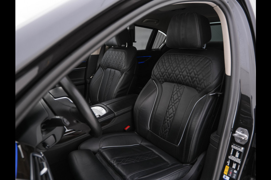 BMW 7 Serie 745e High Executive (INCL-BTW) *LASER-LED | EXCLUSIV-NAPPA-LEATHER | HEAD-UP | SOFT-CLOSE | BLIND-SPOT | MEMORY-PACK | DIGI-COCKPIT | KEYLESS | DAB+ | CAMERA | COMFORT-SEATS | AMBIENT-LIGHT | DAB | CARPLAY | 18"