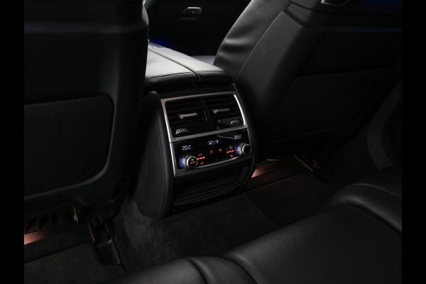BMW 7 Serie 745e High Executive (INCL-BTW) *LASER-LED | EXCLUSIV-NAPPA-LEATHER | HEAD-UP | SOFT-CLOSE | BLIND-SPOT | MEMORY-PACK | DIGI-COCKPIT | KEYLESS | DAB+ | CAMERA | COMFORT-SEATS | AMBIENT-LIGHT | DAB | CARPLAY | 18"