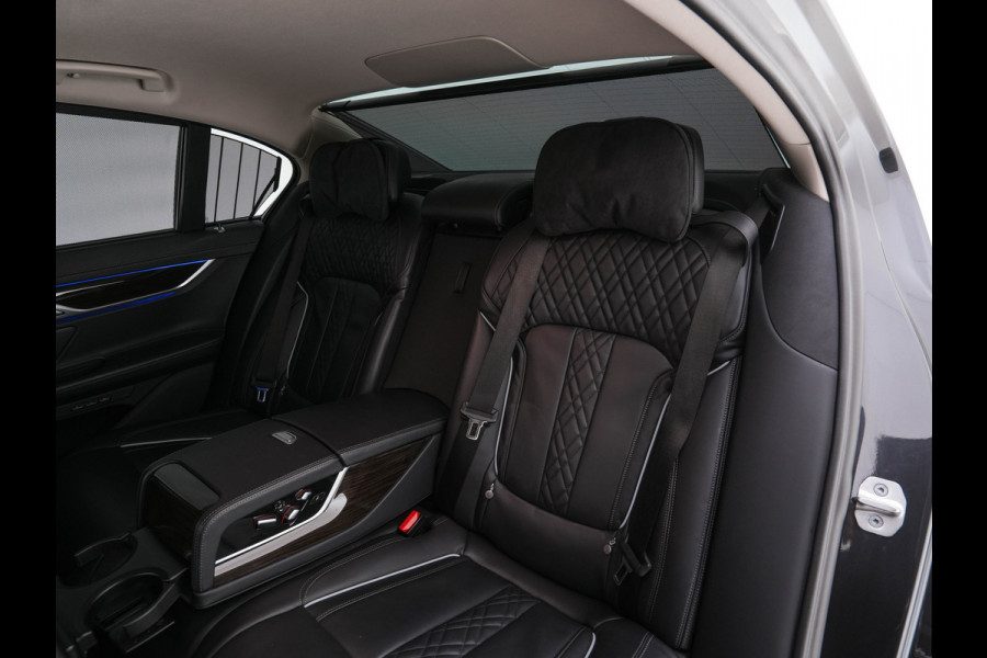 BMW 7 Serie 745e High Executive (INCL-BTW) *LASER-LED | EXCLUSIV-NAPPA-LEATHER | HEAD-UP | SOFT-CLOSE | BLIND-SPOT | MEMORY-PACK | DIGI-COCKPIT | KEYLESS | DAB+ | CAMERA | COMFORT-SEATS | AMBIENT-LIGHT | DAB | CARPLAY | 18"