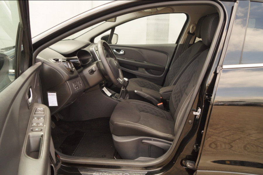 Renault Clio Estate 0.9 TCe 90pk Limited -NAVI-AIRCO-LED-