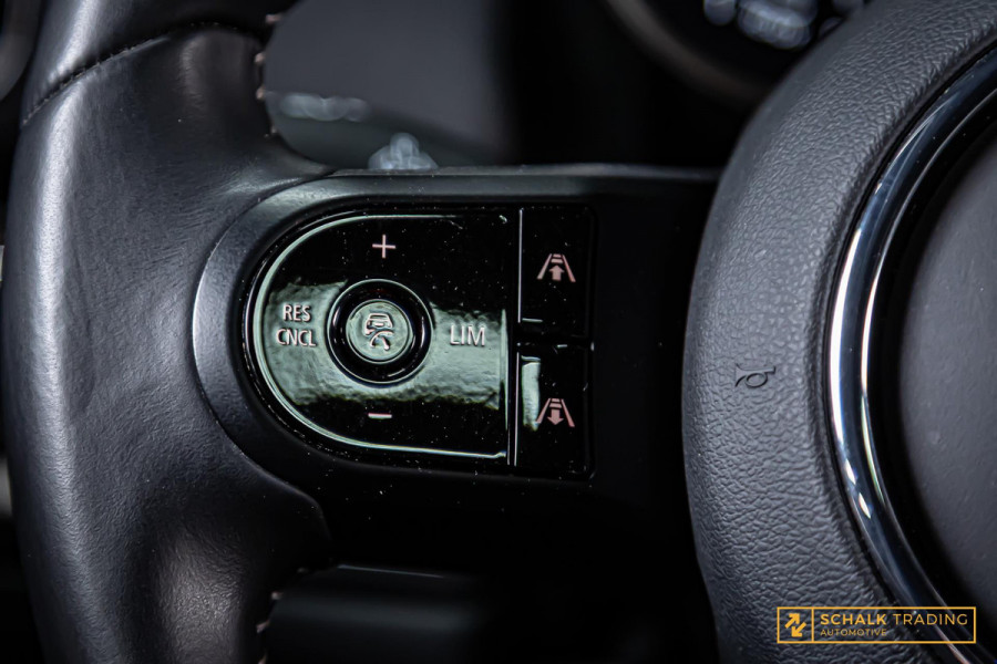 MINI Countryman 1.5 Cooper MINI Yours|Pano|E-Stoel|Acc|