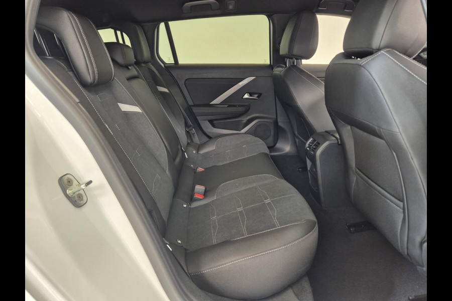 Opel Astra Sports Tourer 1.2 Turbo Hybrid Ultimate Automaat | Navigatie | Head-up Display | Keyless Entry | AGR Comfortstoelen |