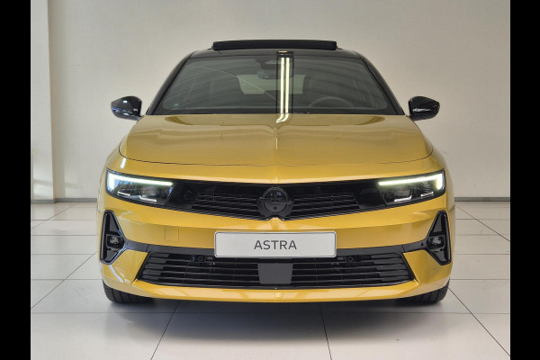 Opel Astra 1.2 Turbo Hybrid Ultimate Automaat | Head-up Display | Panoramisch Schuif/Kanteldak | Navigatie | Keyless Entry | AGR Comfortstoelen |