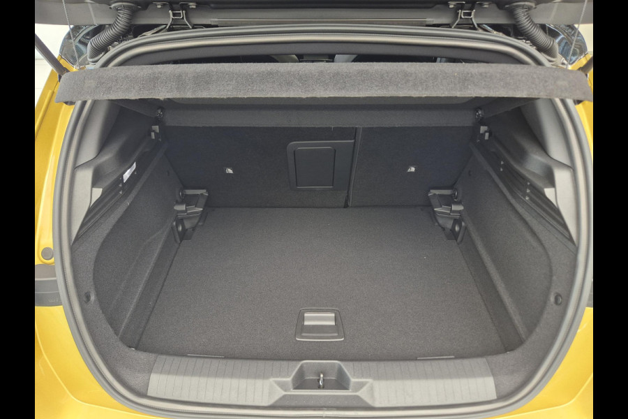 Opel Astra 1.2 Turbo Hybrid Ultimate Automaat | Head-up Display | Panoramisch Schuif/Kanteldak | Navigatie | Keyless Entry | AGR Comfortstoelen |