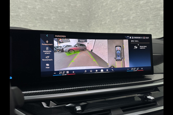 BMW X5 50e M-Sport Pro | 360 Camera | ACC | Panorama | Carbon | Head-Up | Trekhaak | Harman-Kardon | Memory | 22 inch | Comfortstoelen | Stoelverwarming V+A | Keyless-Entry | M-Gordels | Iconic-Glow | Stuurverwarming | ISO-Glas | Luchtvering | Zonwering | Carplay |