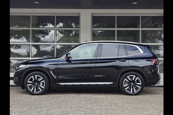 BMW X3 xDrive30e LCI | SPORTSTOELEN | LEDER | PANORAMADAK | CAMERA |