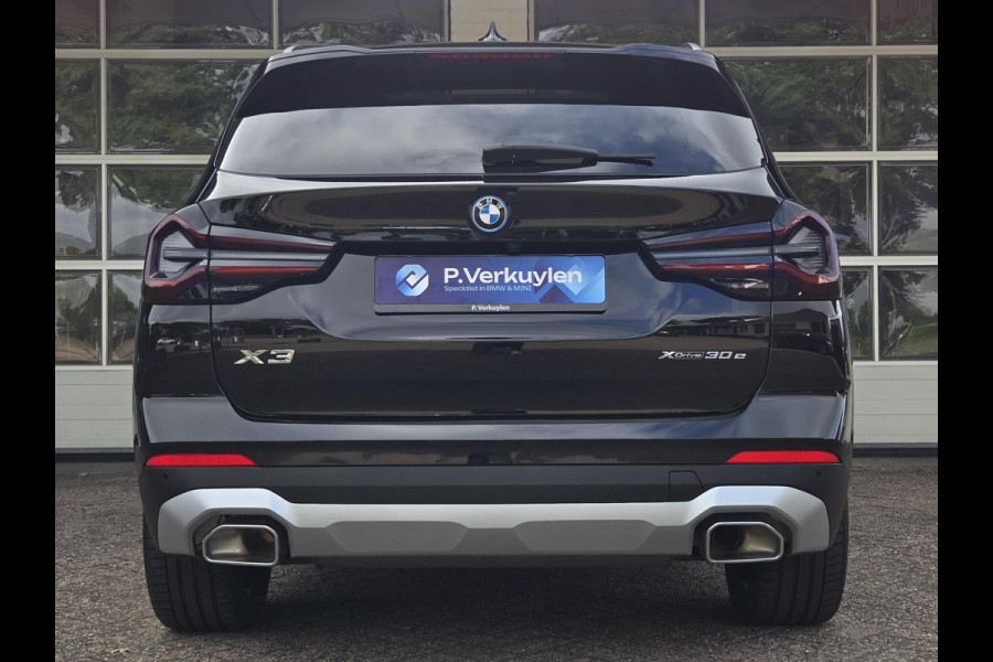 BMW X3 xDrive30e LCI | SPORTSTOELEN | LEDER | PANORAMADAK | CAMERA |