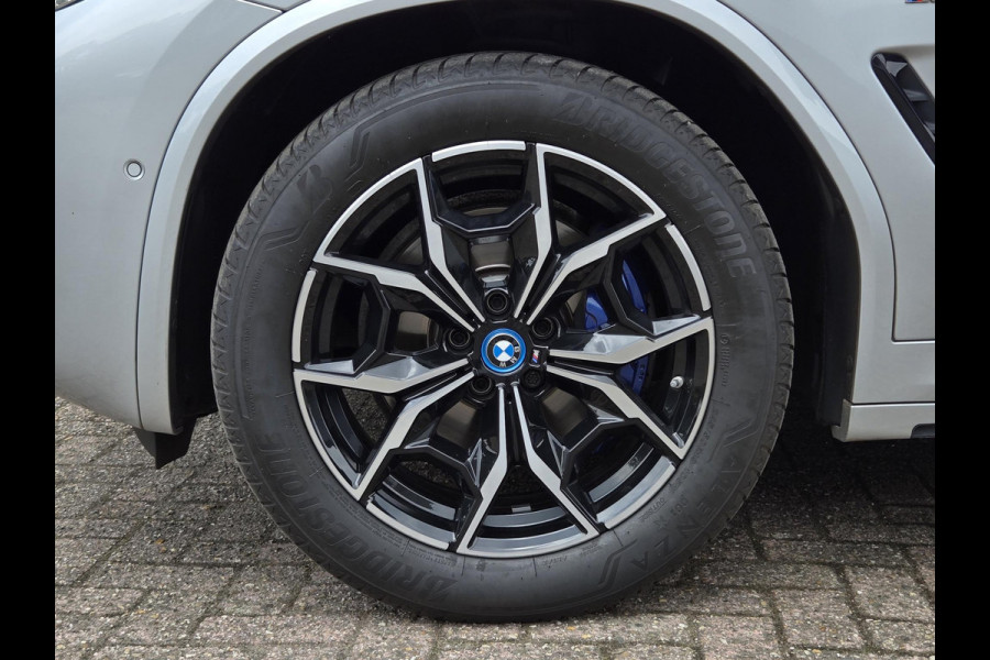 BMW X4 xDrive30i M SPORT | 360 CAMERA | PANORAMA | STOELVERWARMING |