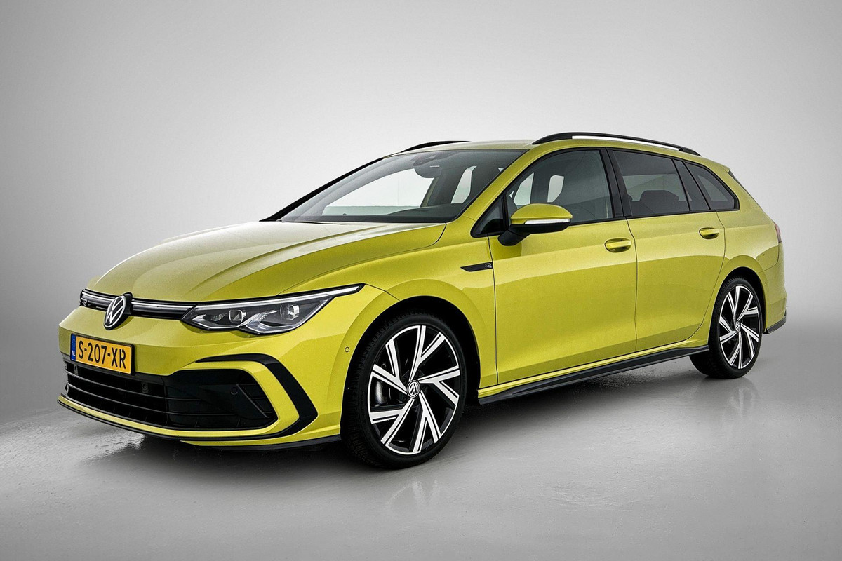 Volkswagen GOLF Variant 1.5 eTSI R-Line (NL-auto, Dealer onderH, Navi, Carplay, Camera, Kuipstoelen, PDC V+A, Digitale Dash, Etc) Volkswagen GOLF Variant 1.5 eTSI R-Line (NL-auto, Dealer onderH, Navi, Carplay, Camera, Kuipstoelen, PDC V+A, Digitale Dash, Etc)