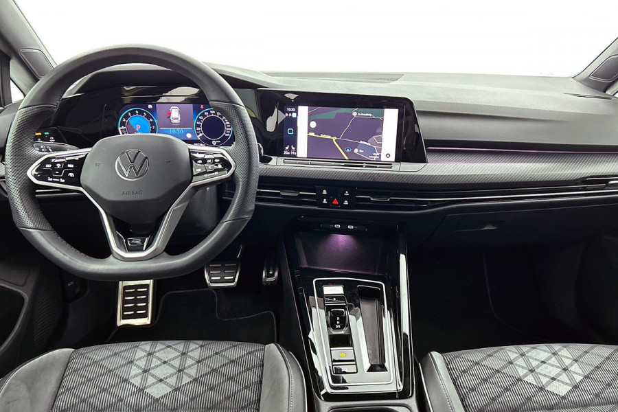 Volkswagen GOLF Variant 1.5 eTSI R-Line (NL-auto, Dealer onderH, Navi, Carplay, Camera, Kuipstoelen, PDC V+A, Digitale Dash, Etc)
