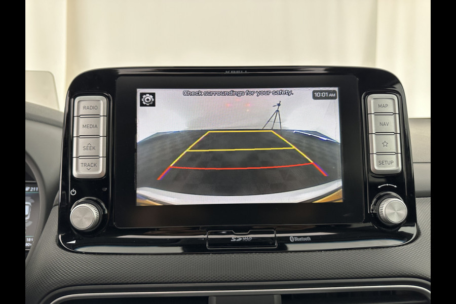 Hyundai Kona EV Premium 64 kWh (INCL-BTW) *PANO | FULL-LEATHER | KRELL-AUDIO | HEAD-UP | FULL-LED | NAVI-FULLMAP | DAB | ADAPT.CRUISE | KEYLESS | CAMERA | BLIND-SPOT | LANE-ASSIST | DIGI-COCKPIT | COMFORT-SEATS | 17''ALU*